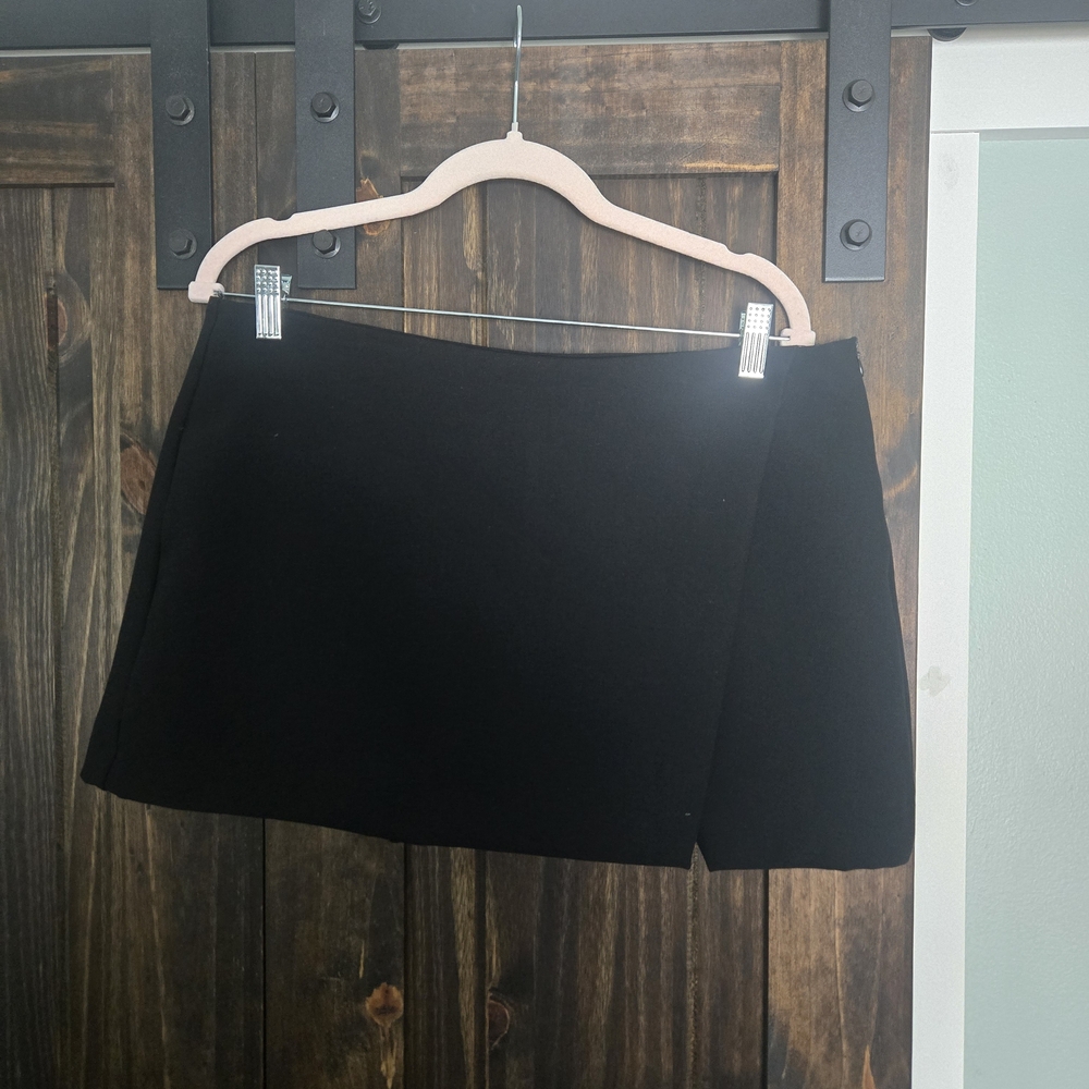 Zara Black Mini Skirt